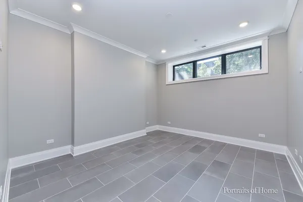 $9,500 | 2135 North Lakewood Avenue, Unit 1, Chicago, IL 60614