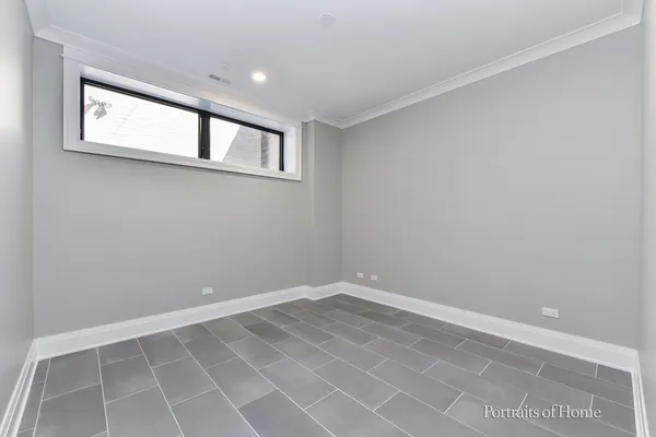 $9,500 | 2135 North Lakewood Avenue, Unit 1, Chicago, IL 60614