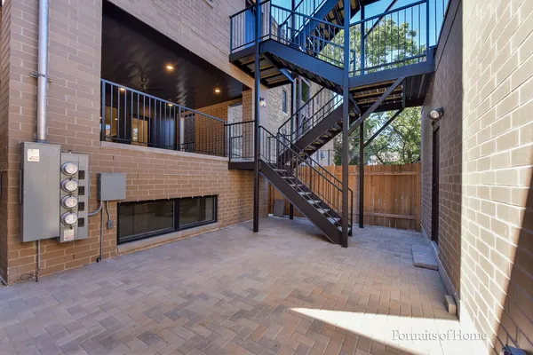 $9,500 | 2135 North Lakewood Avenue, Unit 1, Chicago, IL 60614