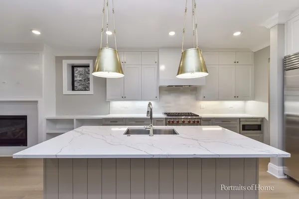 $9,500 | 2135 North Lakewood Avenue, Unit 1, Chicago, IL 60614