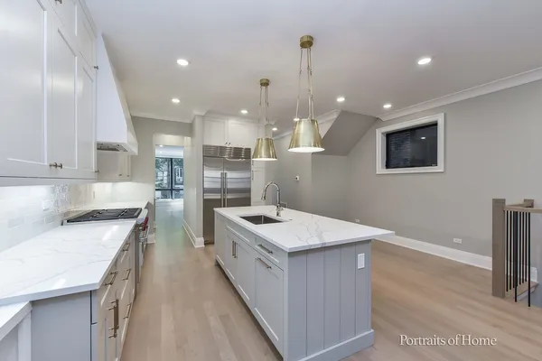 $9,500 | 2135 North Lakewood Avenue, Unit 1, Chicago, IL 60614