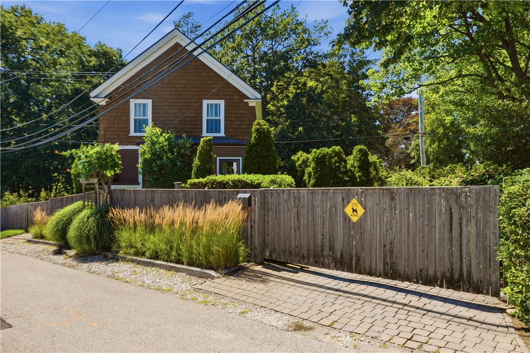 83 Malbone Road Newport, RI 02840 - Photo 43 of 49 Gallery Image 43