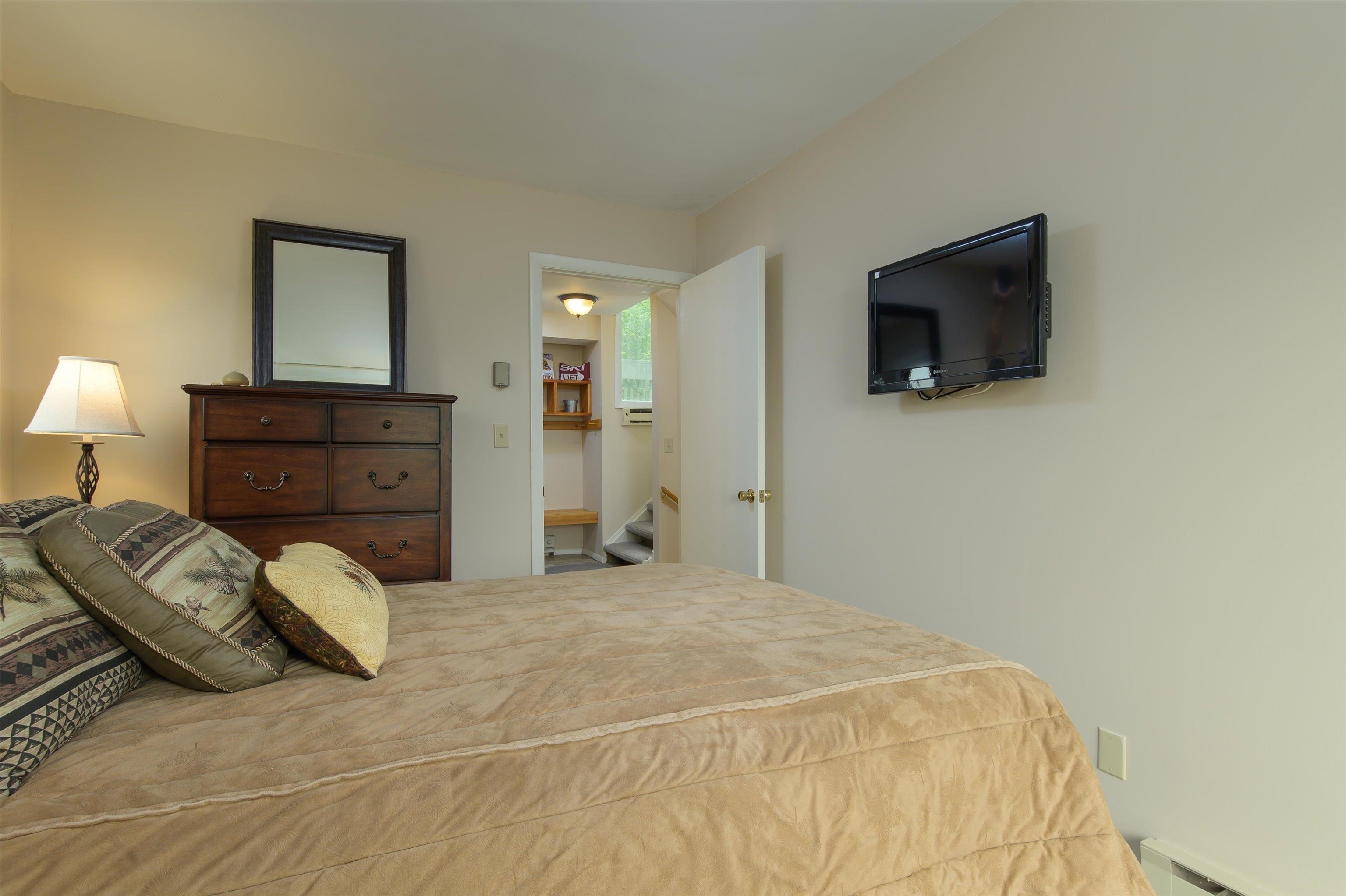 61 Rimrock Road, Unit 11C Ludlow, VT 05149 - Photo 16 of 36