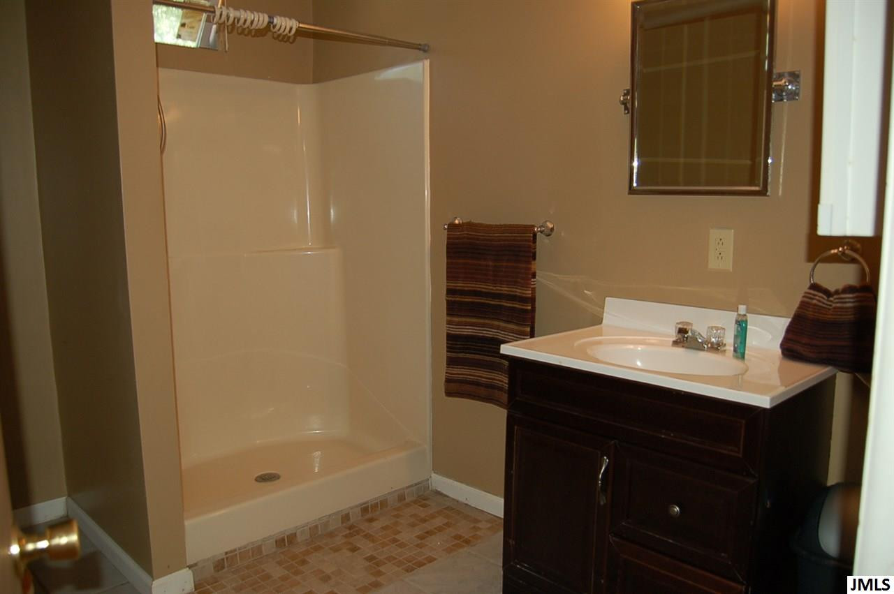 5901 Ridge Road Jackson, MI 49201 - Photo 26 of 33 Photo 27