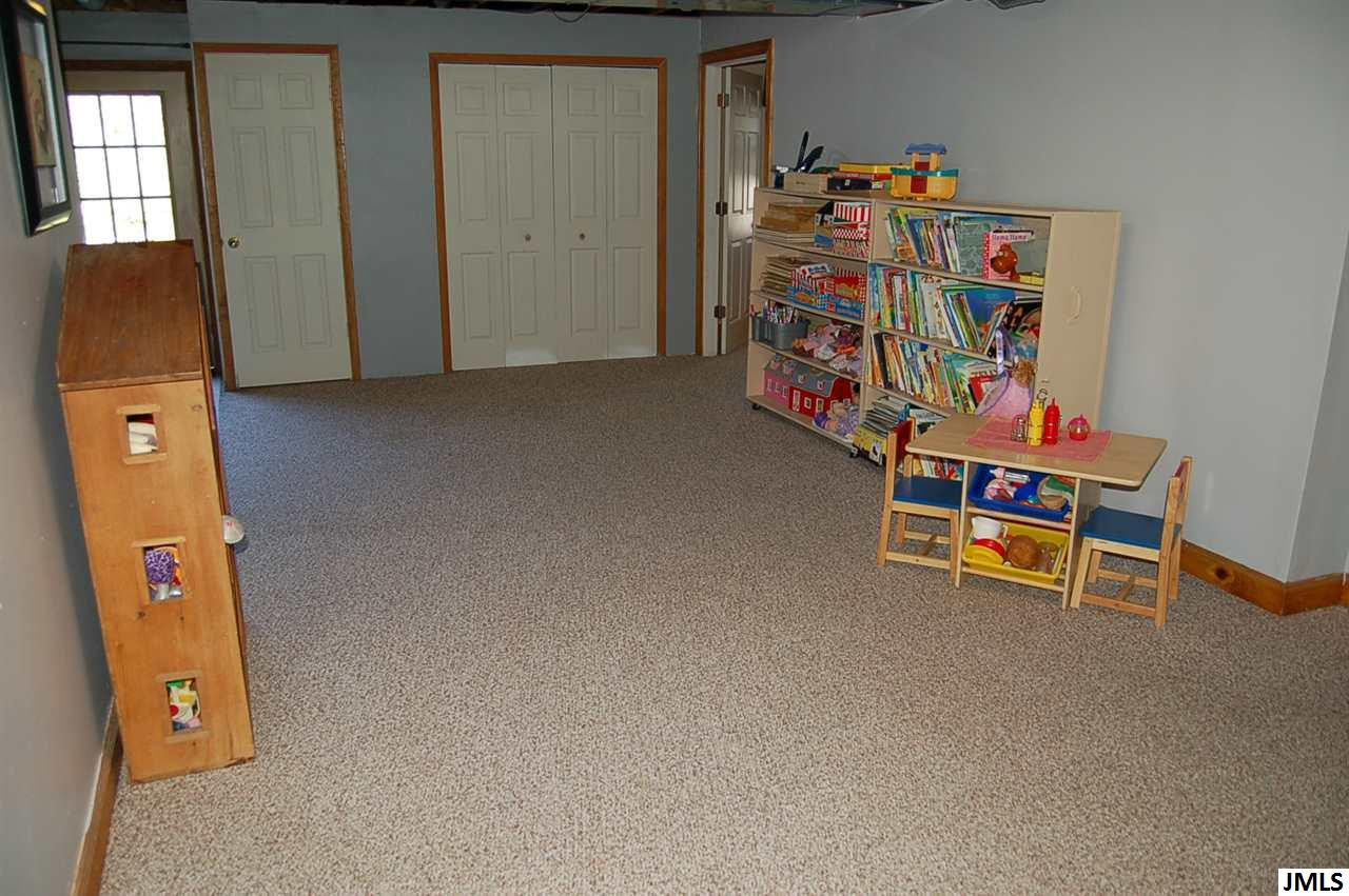 5901 Ridge Road Jackson, MI 49201 - Photo 29 of 33 Photo 30