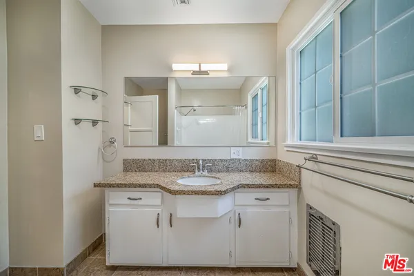 $1,197,000 | 15031-15033 Hartland Street, Van Nuys, CA 91405