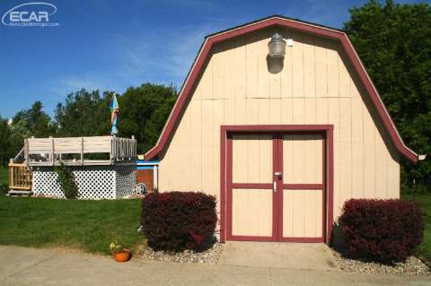 9485 Torrey Road Grand Blanc, MI 48439 - Photo 40 of 40 20444200-39.JPG