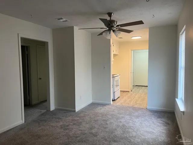 $1,350 | 1267 Redwood Lane, Unit C, Gulf Breeze, FL 32563