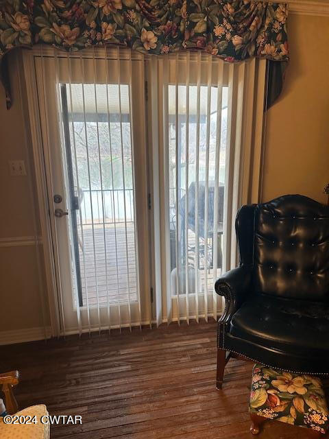 591 Asbury Road Camden, TN 38320 - Photo 13 of 38 a living room with furniture and a rug