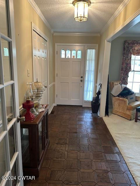 591 Asbury Road Camden, TN 38320 - Photo 6 of 38 a view of a livingroom with furniture
