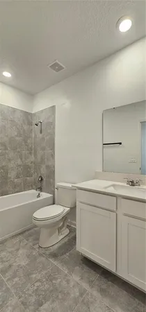 $2,250 | 161 Nine Iron Drive, Davenport, FL 33896