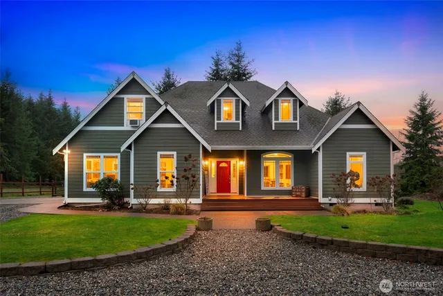 $685,000 | 36612 2nd Avenue South, Roy, WA 98580