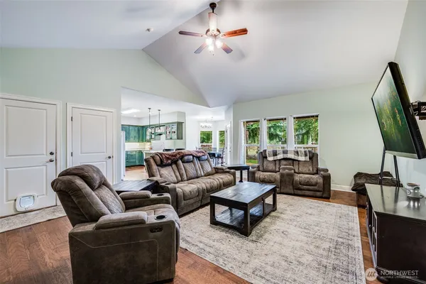 $670,000 | 36612 2nd Avenue South, Roy, WA 98580