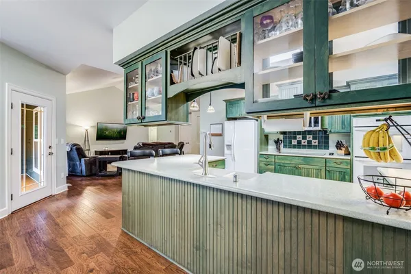 $670,000 | 36612 2nd Avenue South, Roy, WA 98580