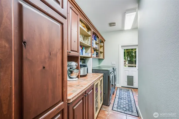 $670,000 | 36612 2nd Avenue South, Roy, WA 98580