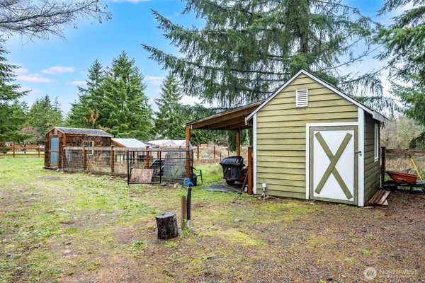 $670,000 | 36612 2nd Avenue South, Roy, WA 98580