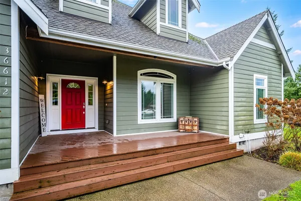 $670,000 | 36612 2nd Avenue South, Roy, WA 98580