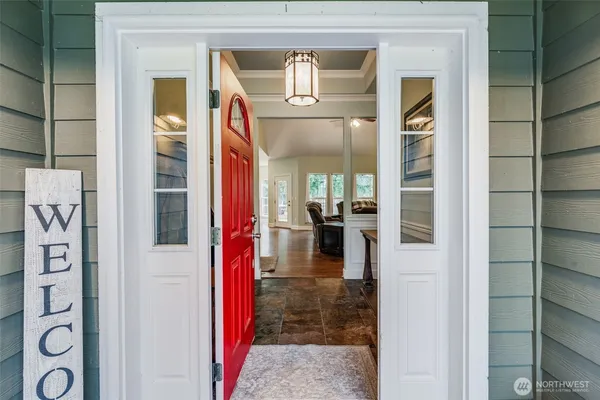 $670,000 | 36612 2nd Avenue South, Roy, WA 98580