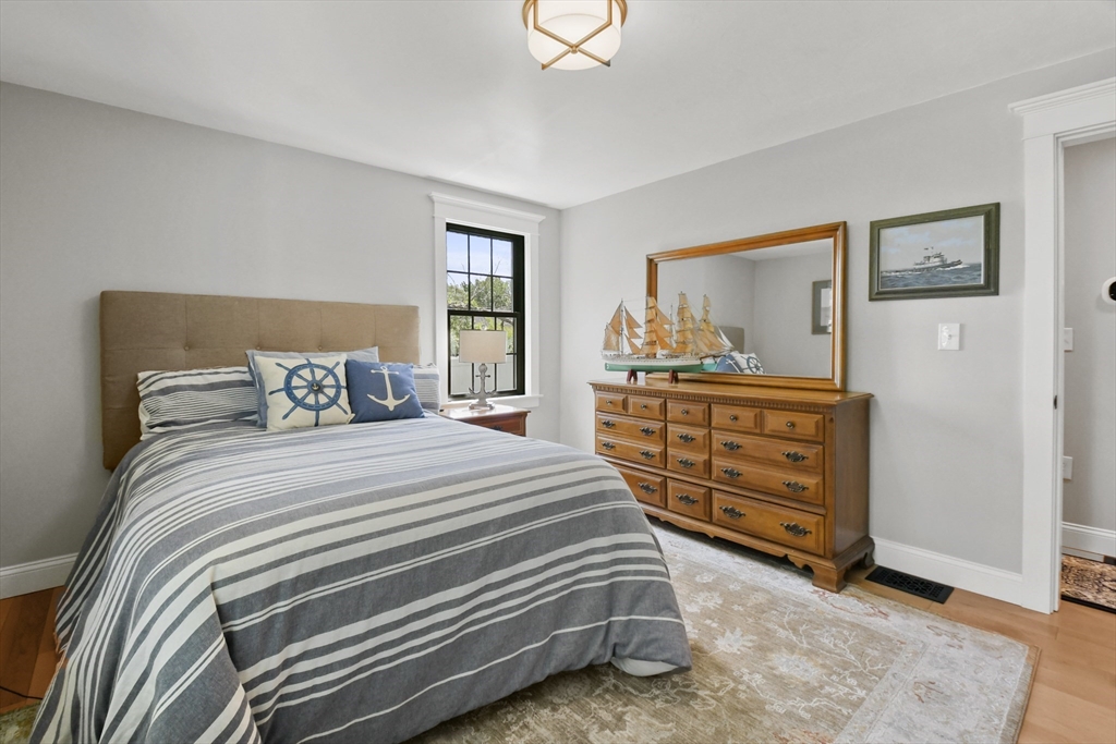 49 Hopkinton Road Westborough, MA 01581 - Photo 26 of 37 Gallery Image 26