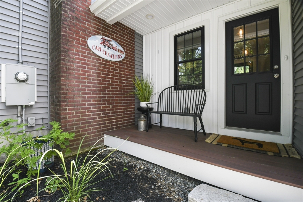 49 Hopkinton Road Westborough, MA 01581 - Photo 4 of 37 Gallery Image 4