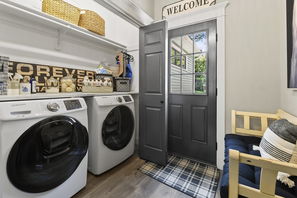 49 Hopkinton Road Westborough, MA 01581 - Photo 6 of 37 Gallery Image 6