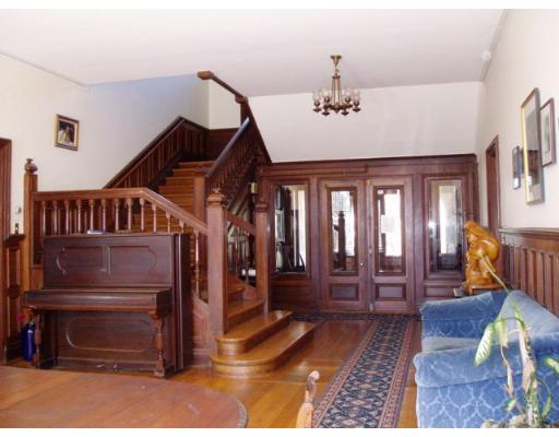 62 Buckminster Road Brookline, MA 02445 - Photo 5 of 9 a view of an entryway with a workspace
