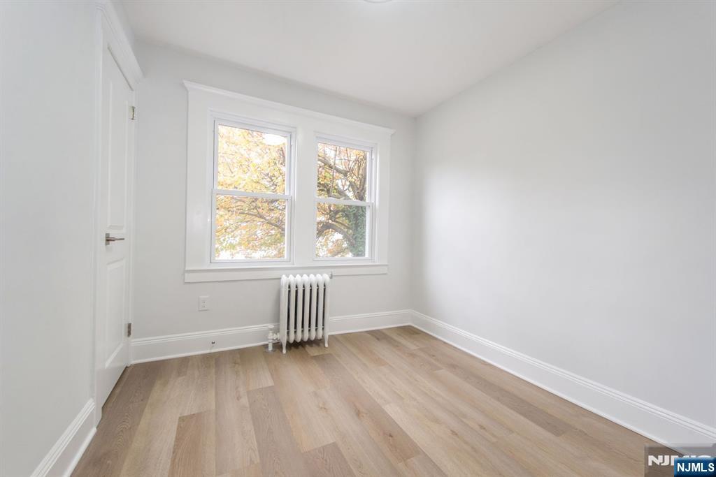 118 Rutherford Avenue Lyndhurst, NJ 07071 - Photo 14 of 23