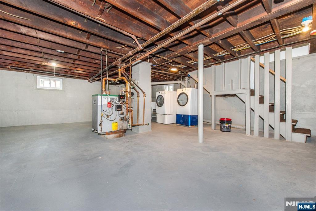 118 Rutherford Avenue Lyndhurst, NJ 07071 - Photo 18 of 23