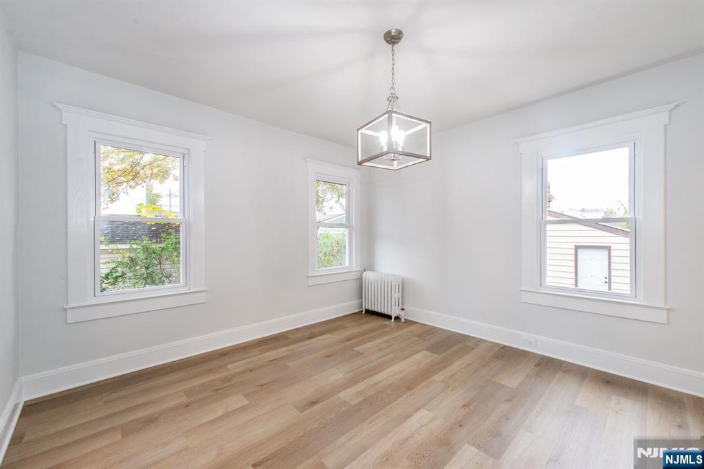 118 Rutherford Avenue Lyndhurst, NJ 07071 - Photo 8 of 23