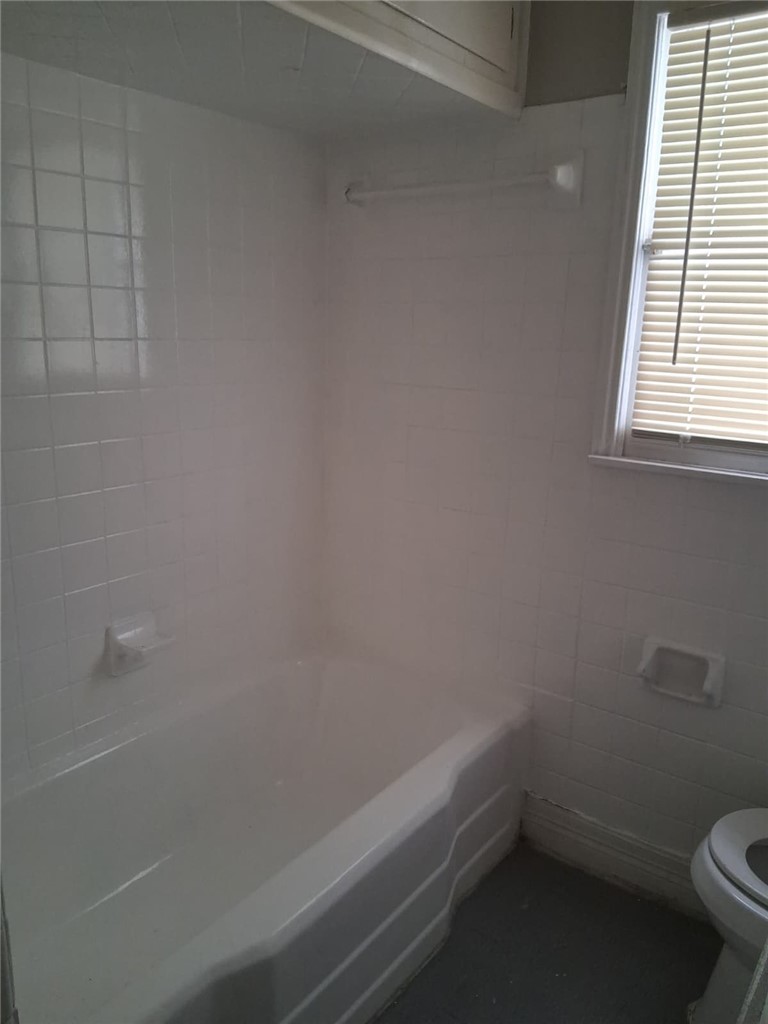 2333 Riggan Street Corpus Christi, TX 78404 - Photo 9 of 12 a small space with a window