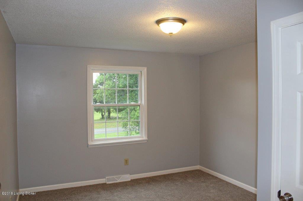 3043 Rineyville-Big Springs Road Rineyville, KY 40162 - Photo 9 of 22 IMG_1382