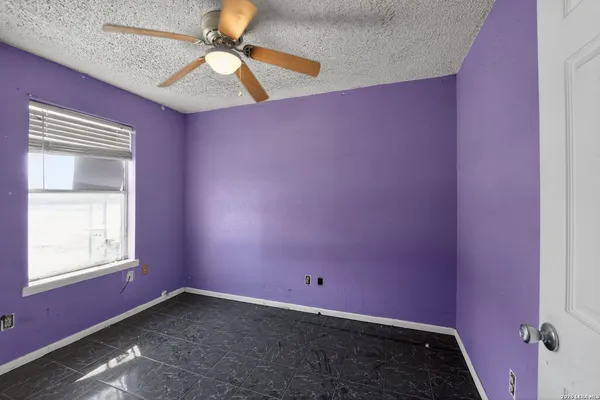 $89,000 | 1120 Fort Clark Road, Uvalde, TX 78801