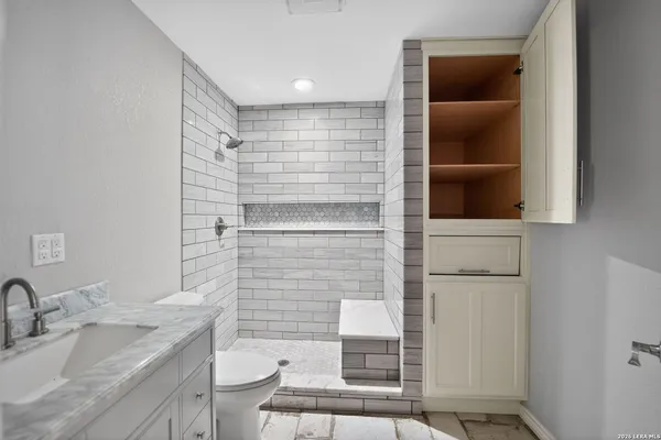 $89,000 | 1120 Fort Clark Road, Uvalde, TX 78801