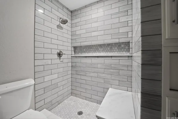 $89,000 | 1120 Fort Clark Road, Uvalde, TX 78801