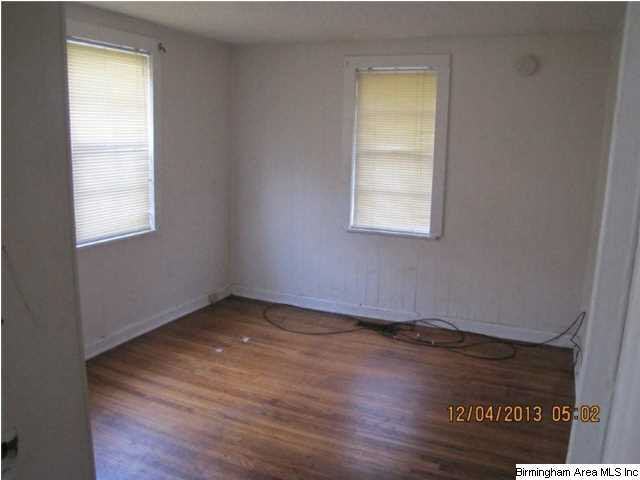 217 62nd Street Fairfield, AL 35064 - Photo 3 of 7