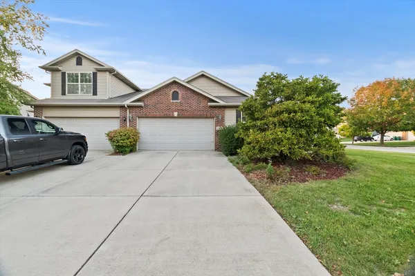 $355,000 | 25426 Barrow Road, Manhattan, IL 60442