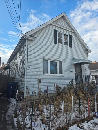 $900 | 64 Sweet Avenue, Buffalo, NY 14212