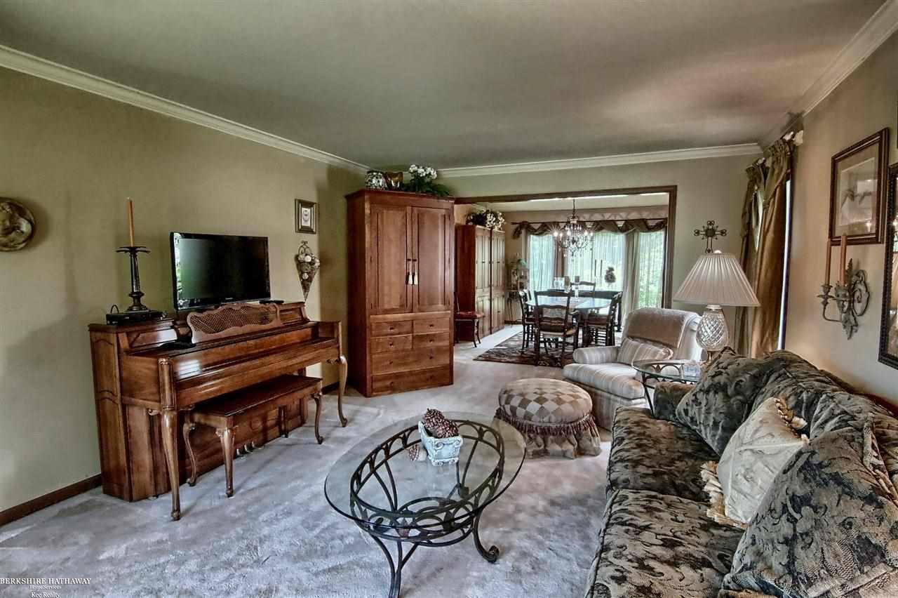 1749 Old Homestead Drive Rochester Hills, MI 48306 - Photo 18 of 43