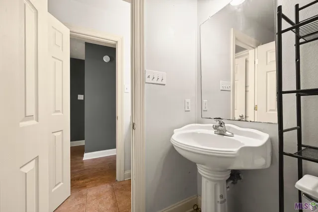 $152,500 | 13080 Burgess Avenue, Unit 9, Walker, LA 70785