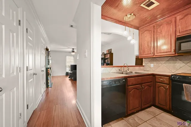 $152,500 | 13080 Burgess Avenue, Unit 9, Walker, LA 70785