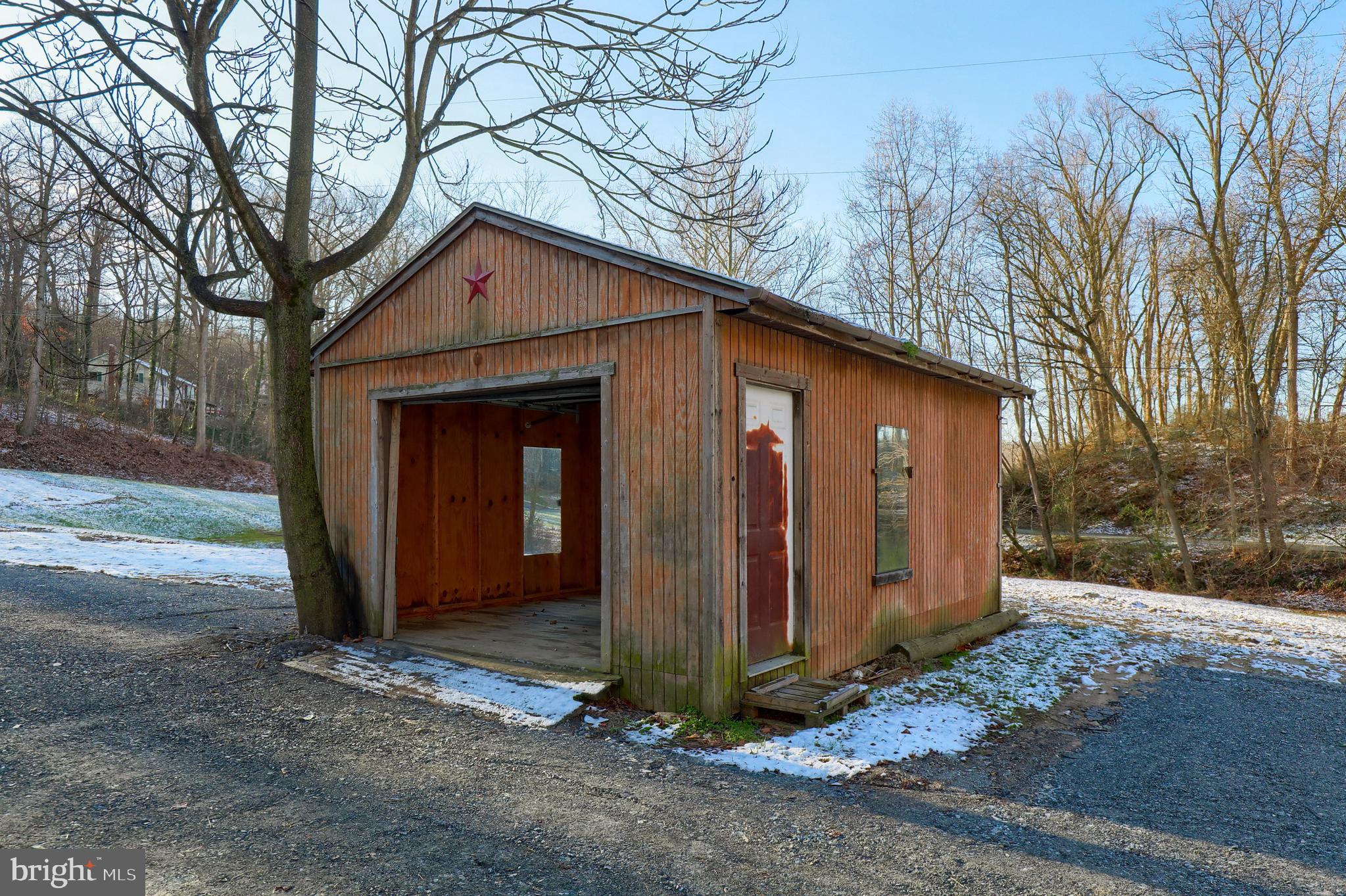 173 Sawmill Road New Providence, PA 17560 - Photo 23 of 24 Outbuilding