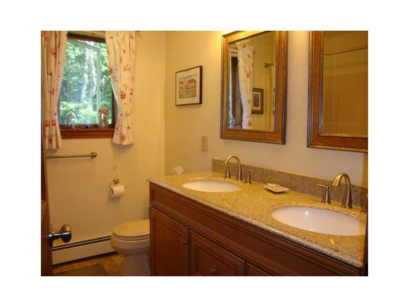 7 Sandhill Drive Brunswick, ME 04011 - Photo 12 of 22 Bathroom.