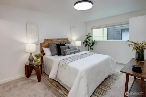 $598,000 | 2501 Canterbury Lane East, Unit 116, Seattle, WA 98112