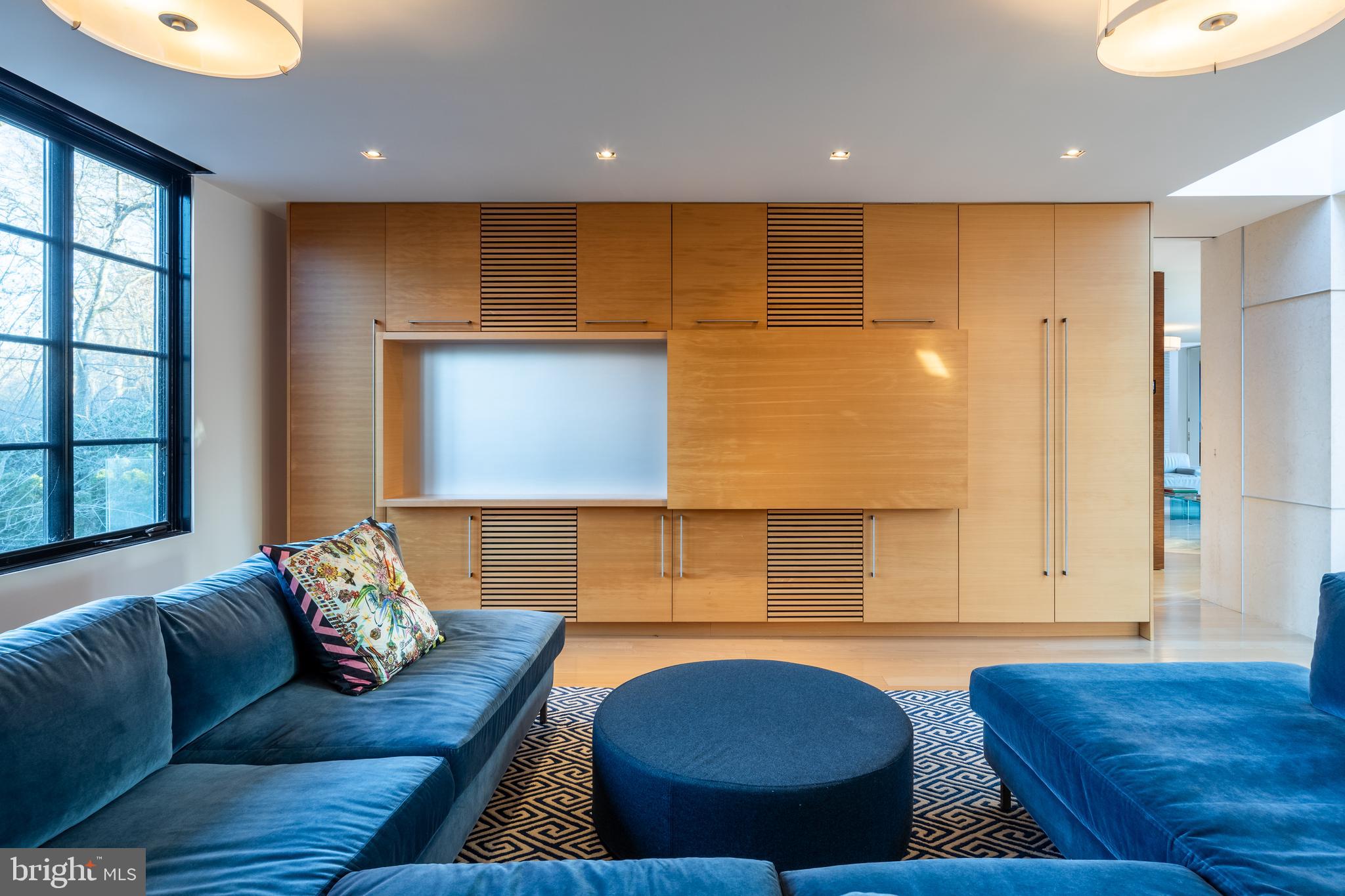 5063 Overlook Road Northwest Washington, DC 20016 - Photo 23 of 60