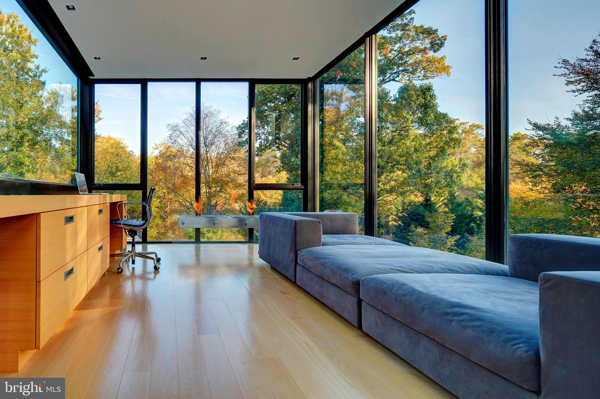 5063 Overlook Road Northwest Washington, DC 20016 - Photo 31 of 60