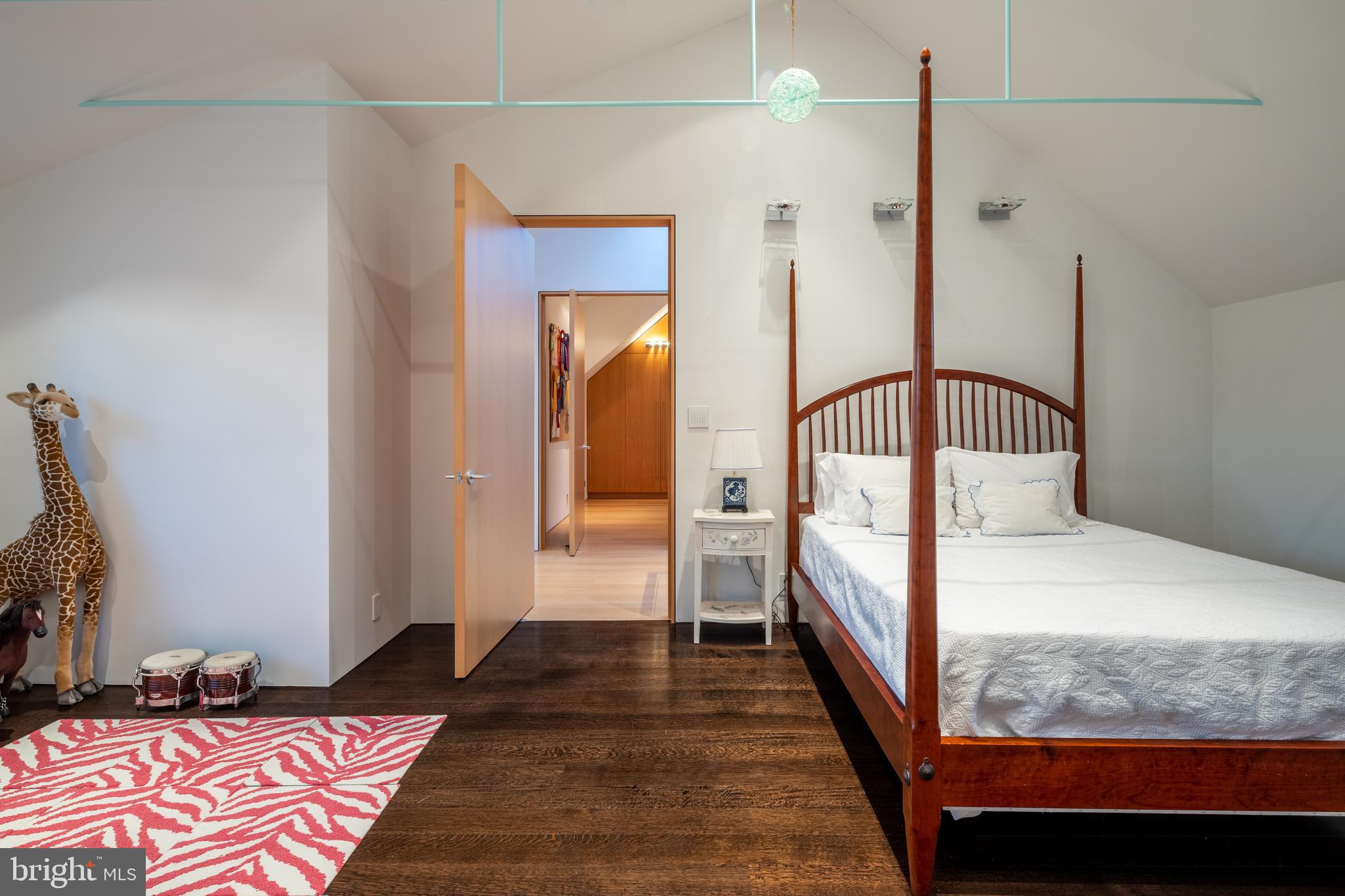 5063 Overlook Road Northwest Washington, DC 20016 - Photo 34 of 60