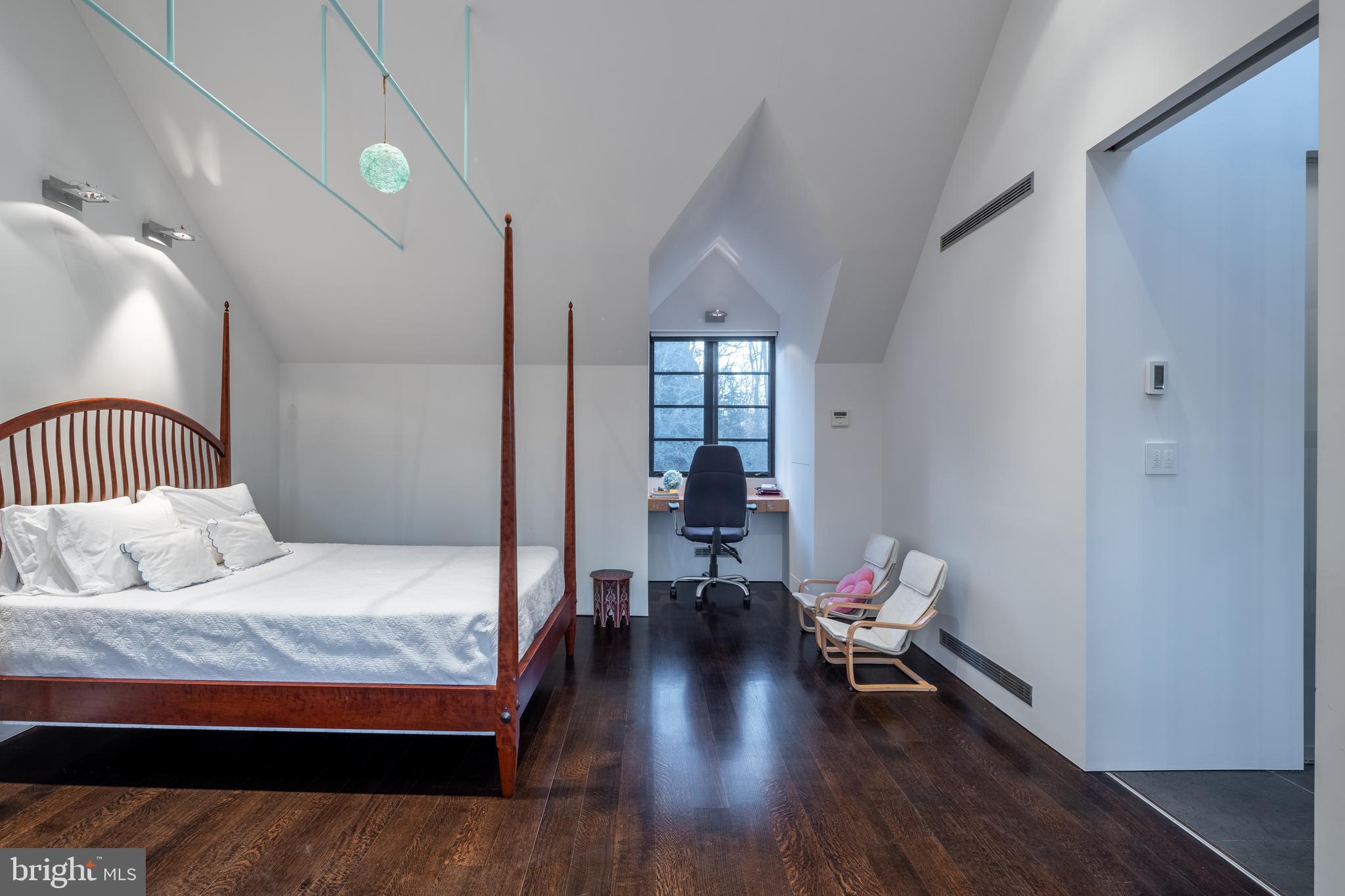 5063 Overlook Road Northwest Washington, DC 20016 - Photo 35 of 60