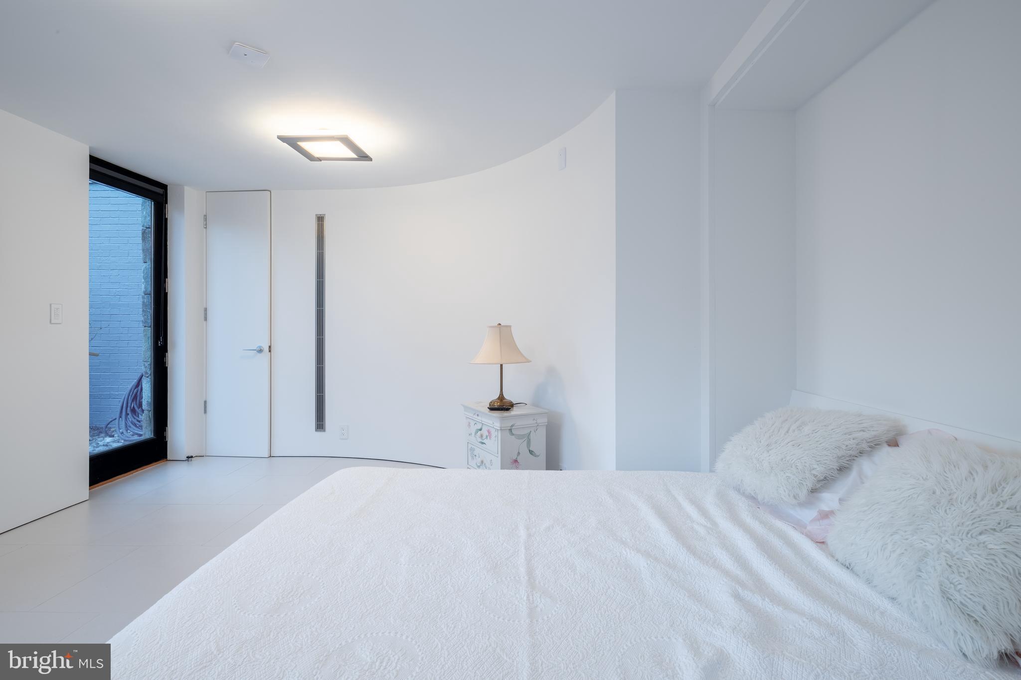 5063 Overlook Road Northwest Washington, DC 20016 - Photo 42 of 60