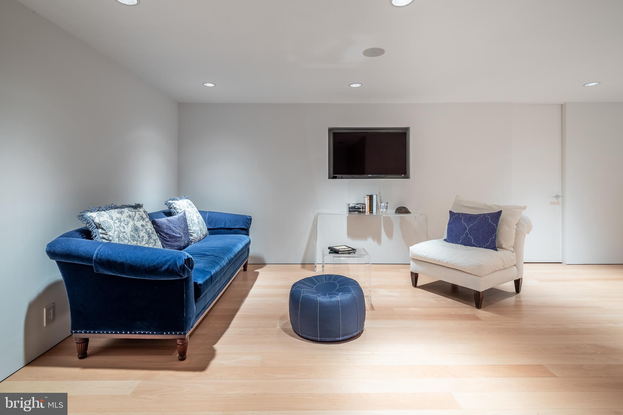 5063 Overlook Road Northwest Washington, DC 20016 - Photo 50 of 60