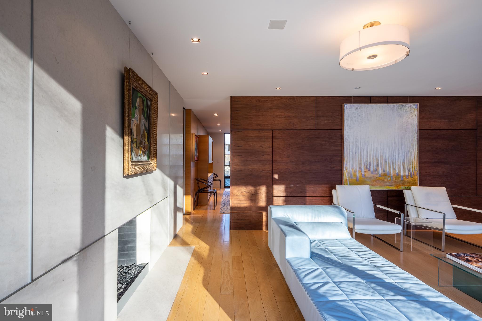 5063 Overlook Road Northwest Washington, DC 20016 - Photo 7 of 60